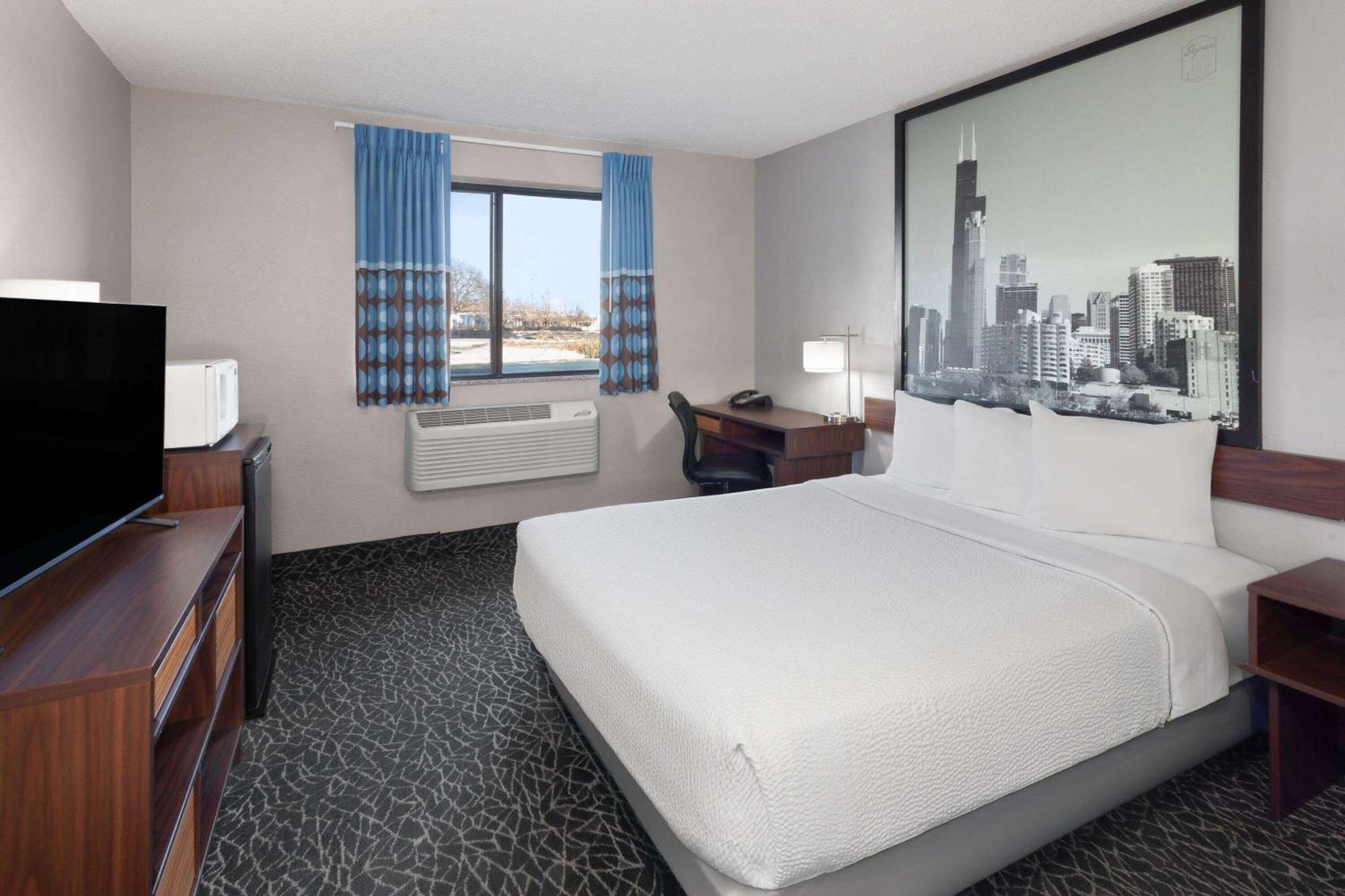 Super 8 By Wyndham Romeoville Bolingbrook Екстер'єр фото