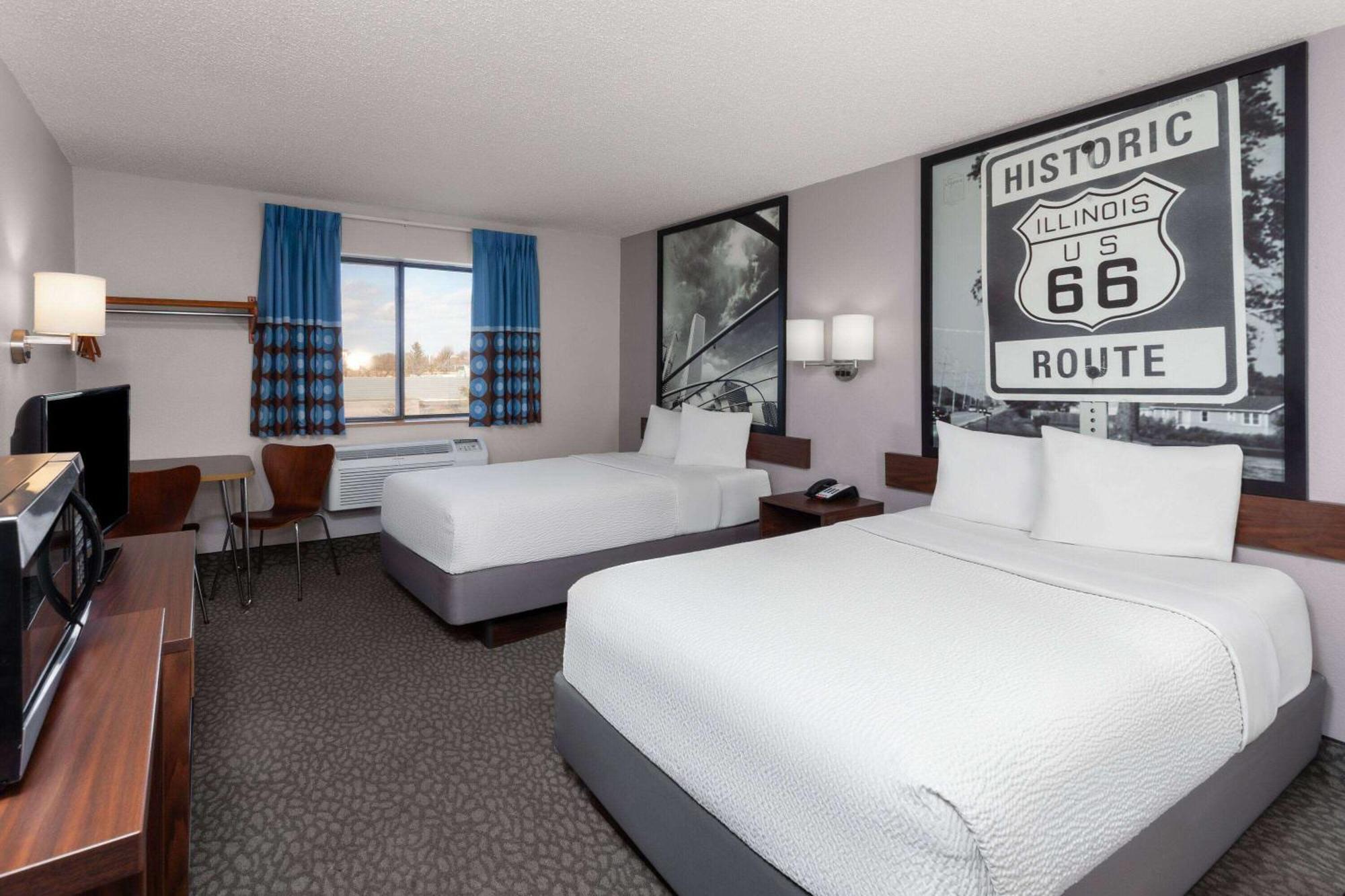 Super 8 By Wyndham Romeoville Bolingbrook Екстер'єр фото