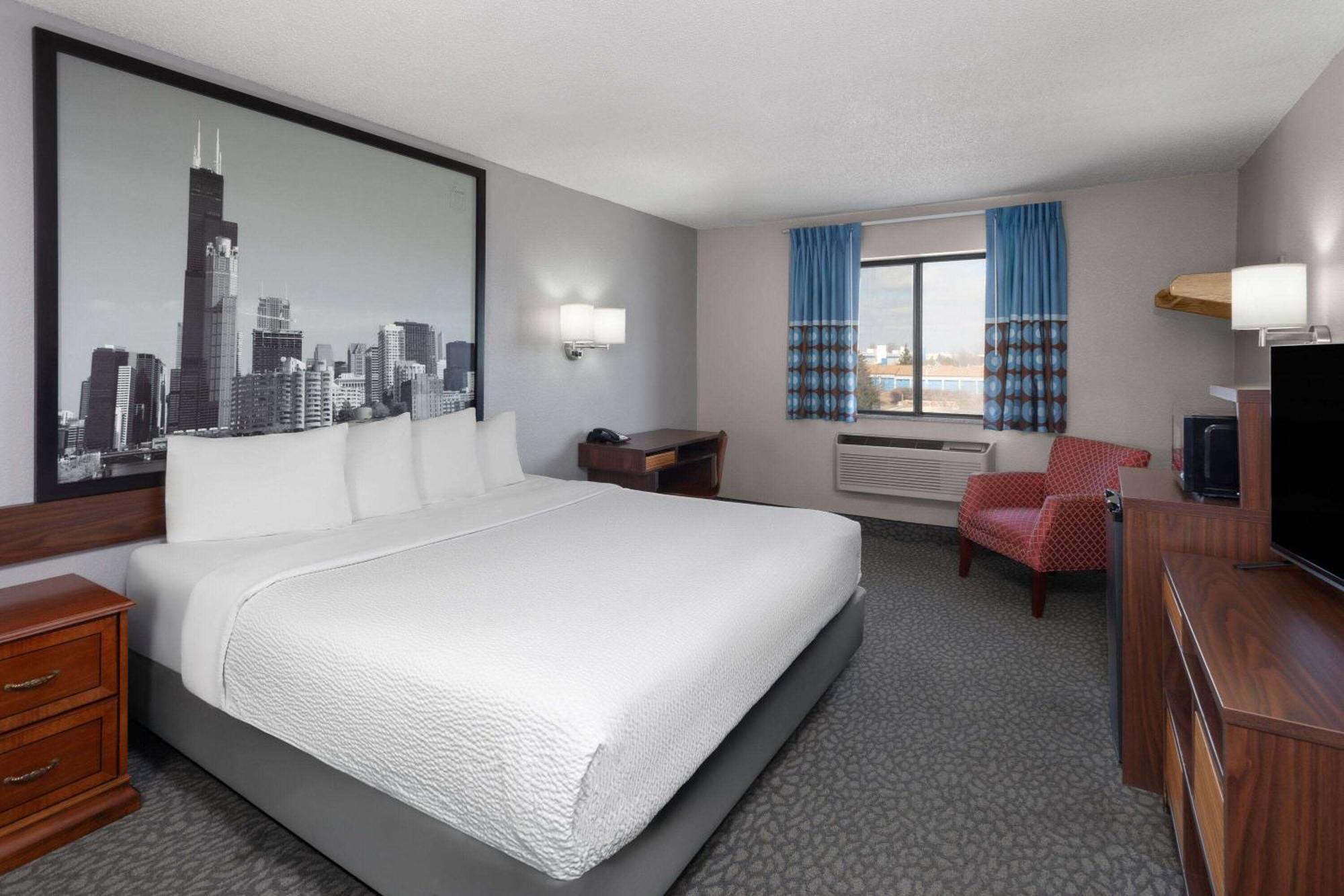 Super 8 By Wyndham Romeoville Bolingbrook Екстер'єр фото